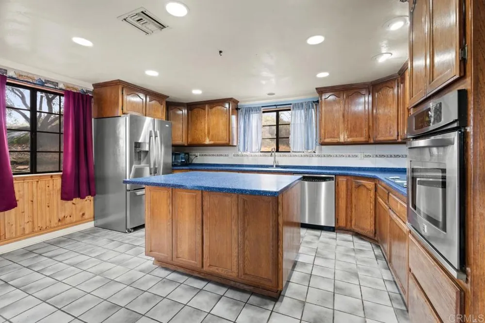 3860 Carveacre Road Alpine, CA 91901