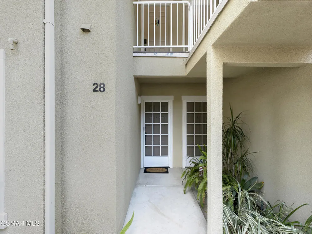 2731 Erringer Road #28 Simi Valley, CA 93065