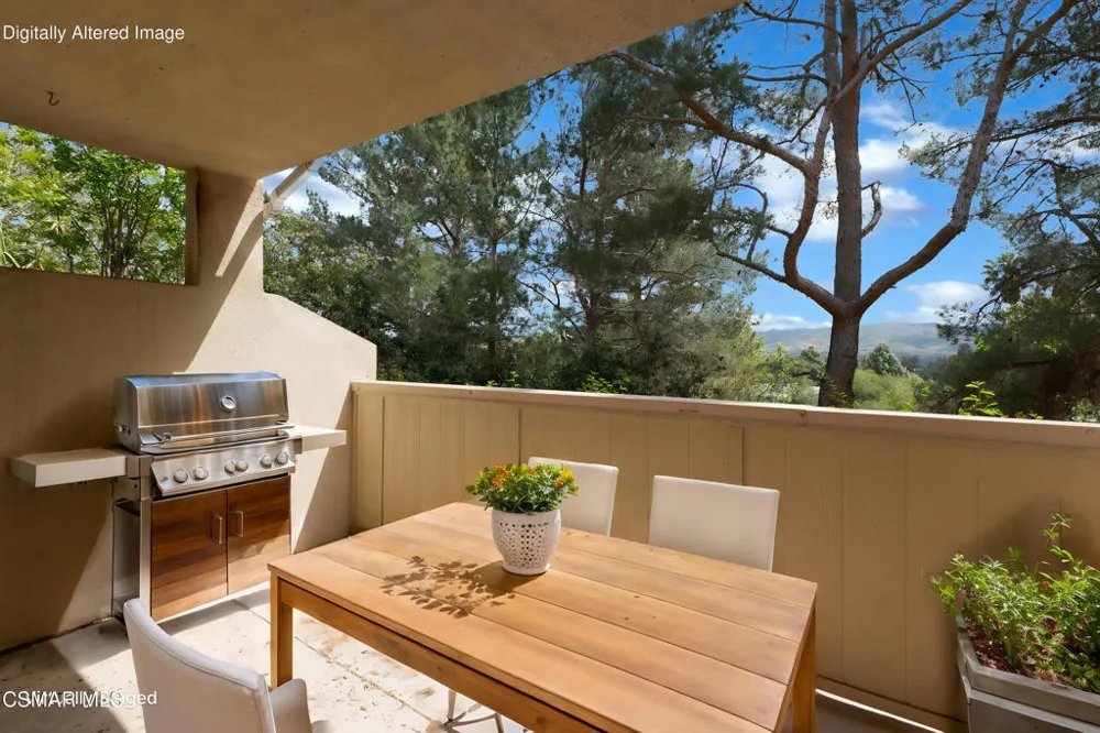 2731 Erringer Road #28 Simi Valley, CA 93065