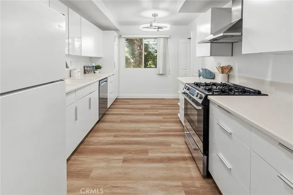 4738 La Villa Marina #H Marina del Rey, CA 90292