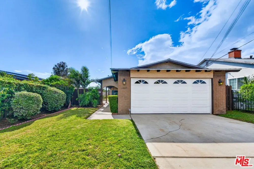 10829 Firmona Avenue Inglewood, CA 90304