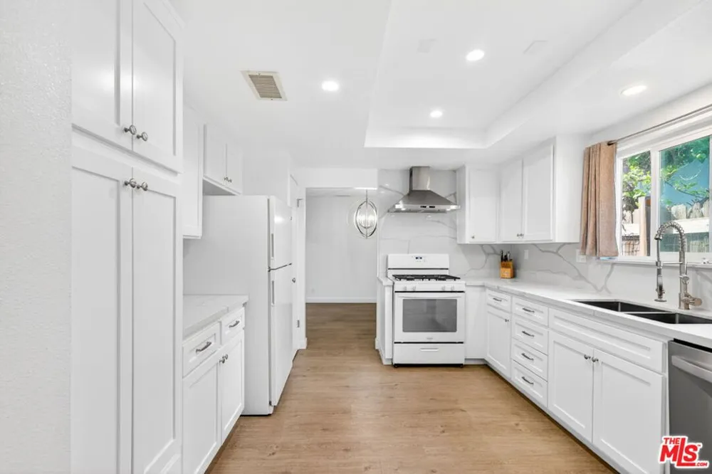 10829 Firmona Avenue Inglewood, CA 90304