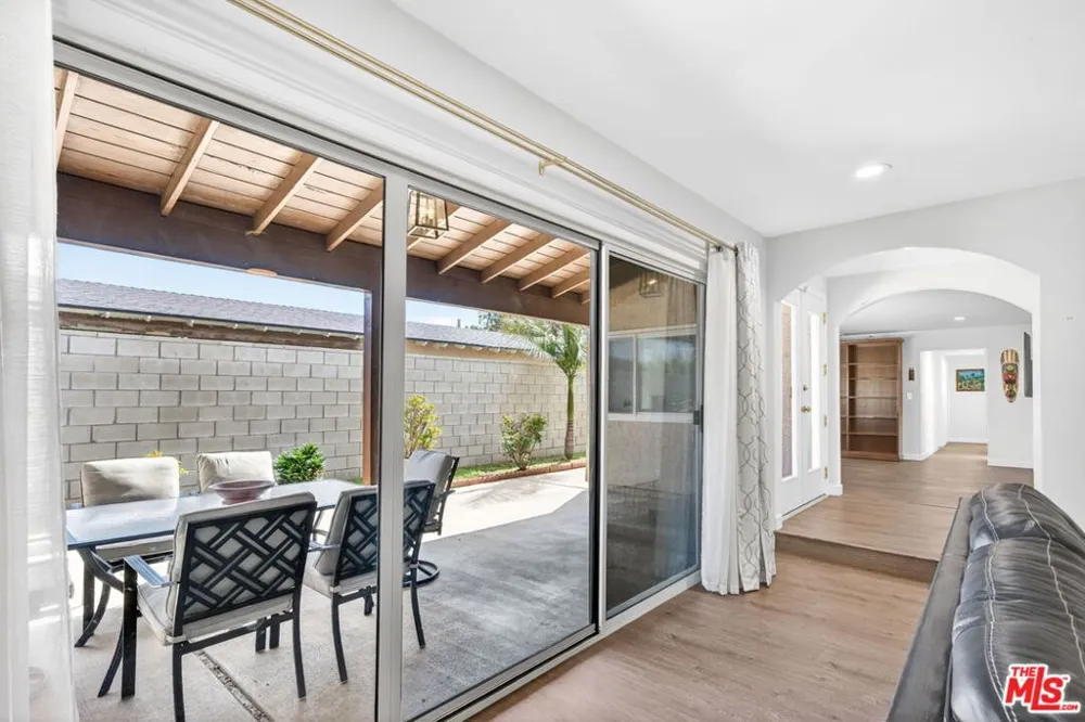 10829 Firmona Avenue Inglewood, CA 90304