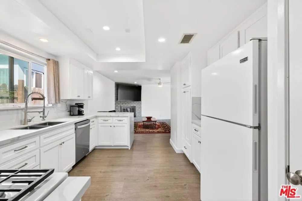 10829 Firmona Avenue Inglewood, CA 90304