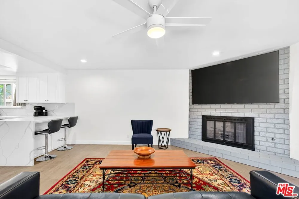 10829 Firmona Avenue Inglewood, CA 90304