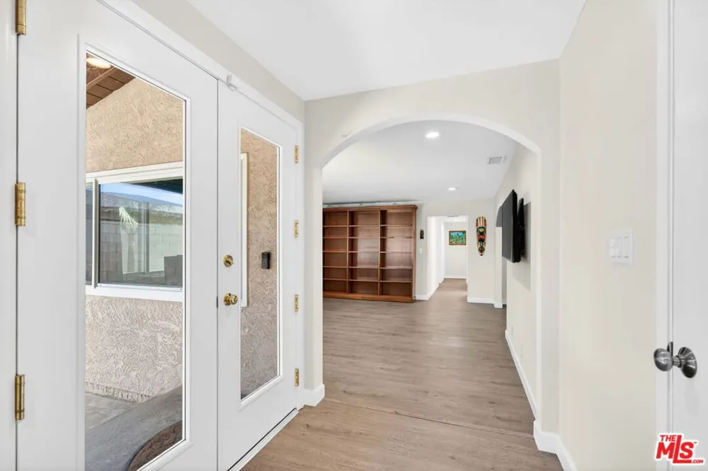 10829 Firmona Avenue Inglewood, CA 90304