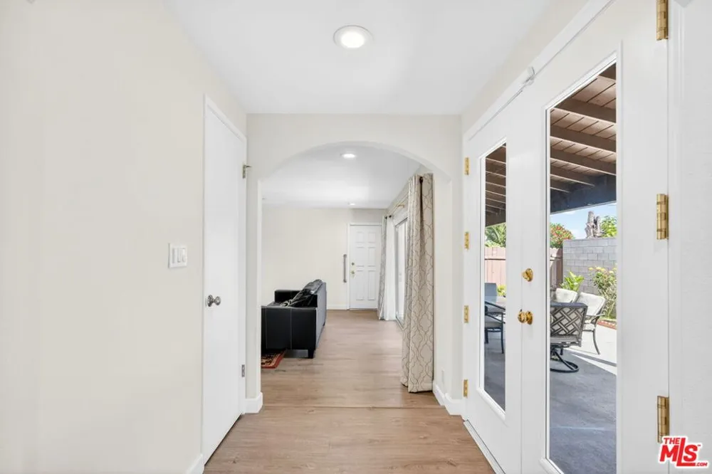 10829 Firmona Avenue Inglewood, CA 90304