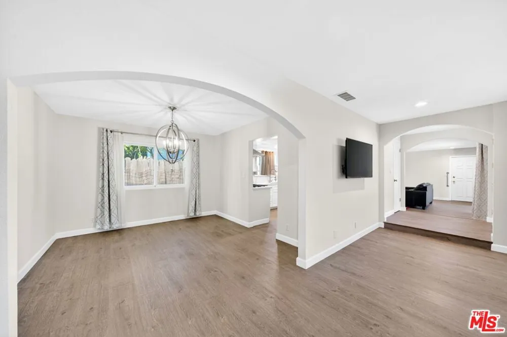 10829 Firmona Avenue Inglewood, CA 90304