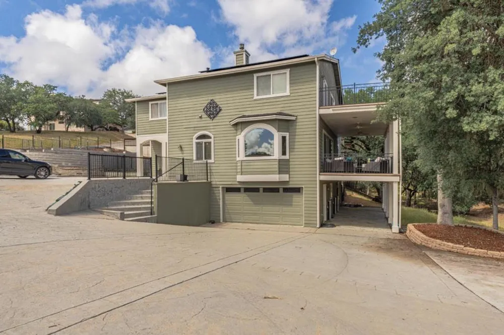 2188 Ridge Rider Road Bradley, CA 93426