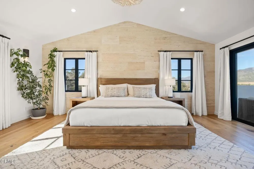 13202 Ojai Road Santa Paula, CA 93060