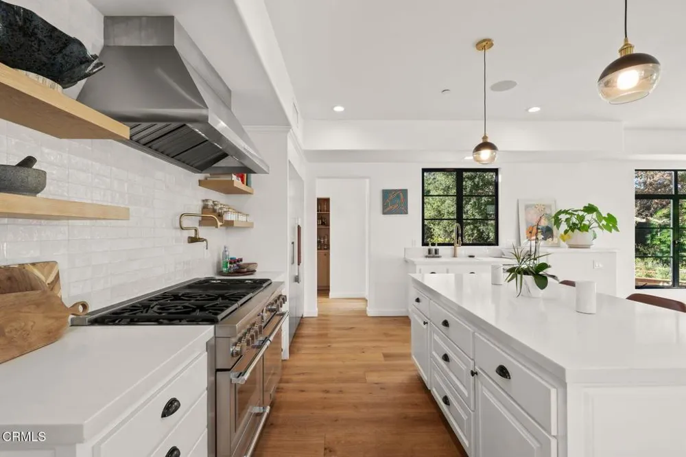 13202 Ojai Road Santa Paula, CA 93060