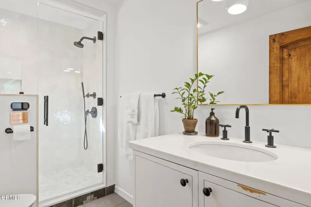 13202 Ojai Road Santa Paula, CA 93060