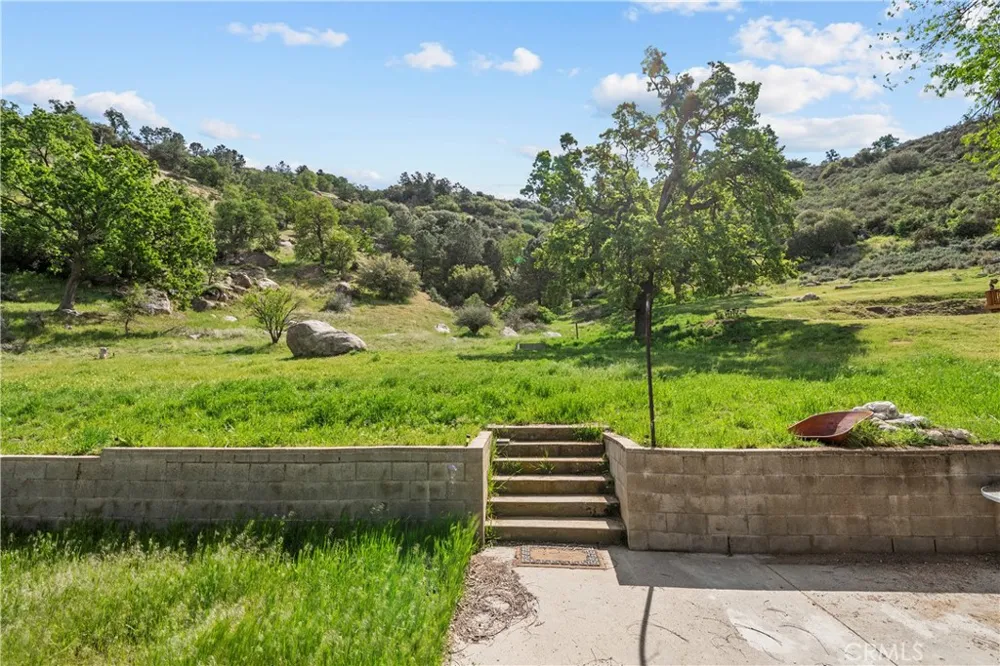 29570 Butterfield Tehachapi, CA 93561