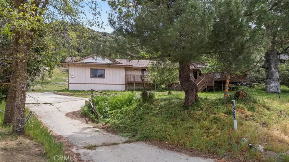 29570 Butterfield Tehachapi, CA 93561