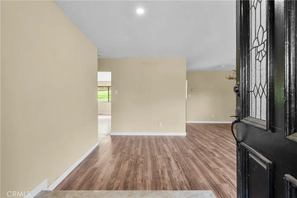 29570 Butterfield Tehachapi, CA 93561