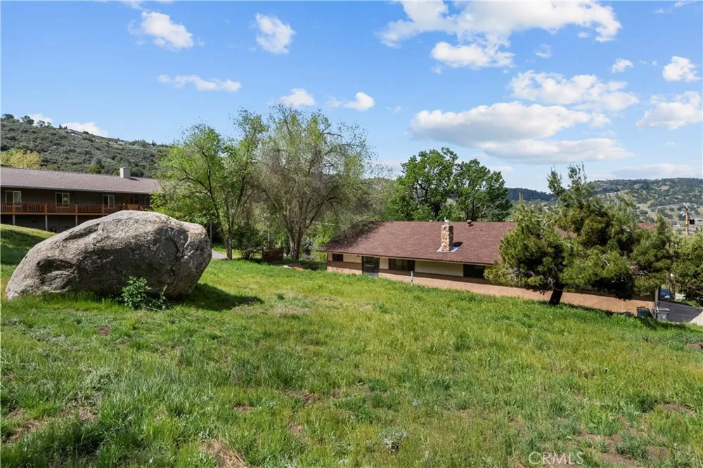 29570 Butterfield Tehachapi, CA 93561