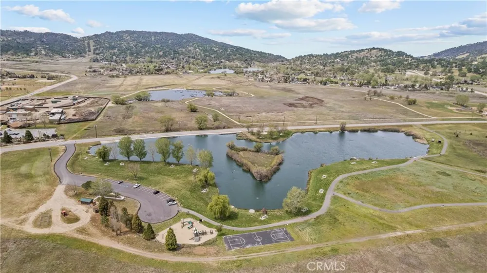 29570 Butterfield Tehachapi, CA 93561