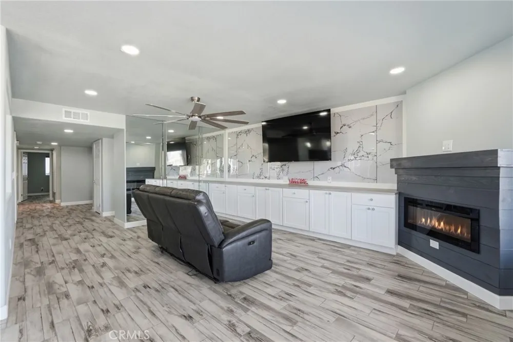 2222 S Mesa #8 San Pedro, CA 90731