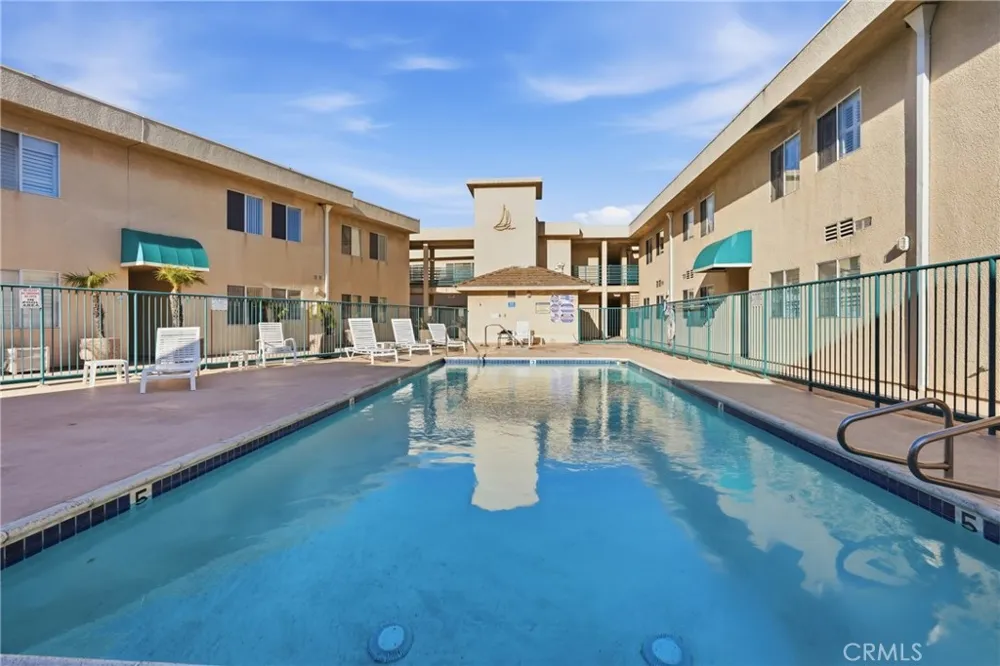 2222 S Mesa #8 San Pedro, CA 90731