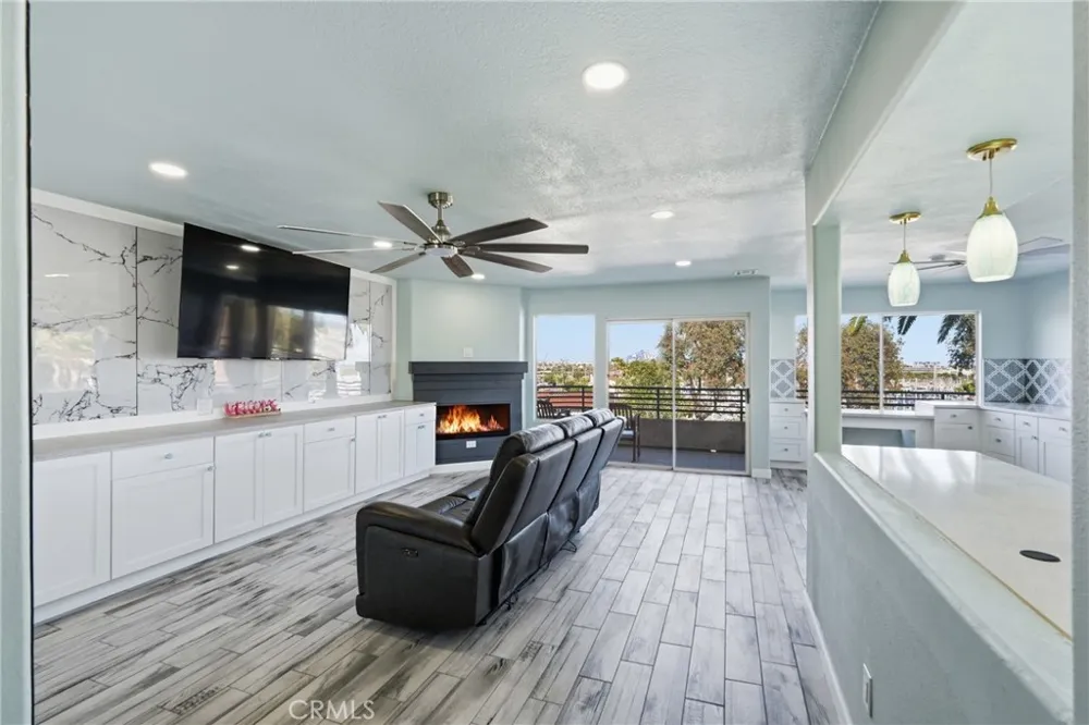 2222 S Mesa #8 San Pedro, CA 90731