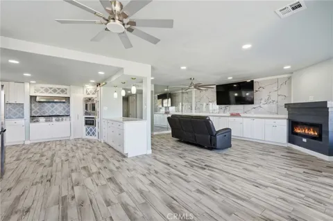 2222 S Mesa #8