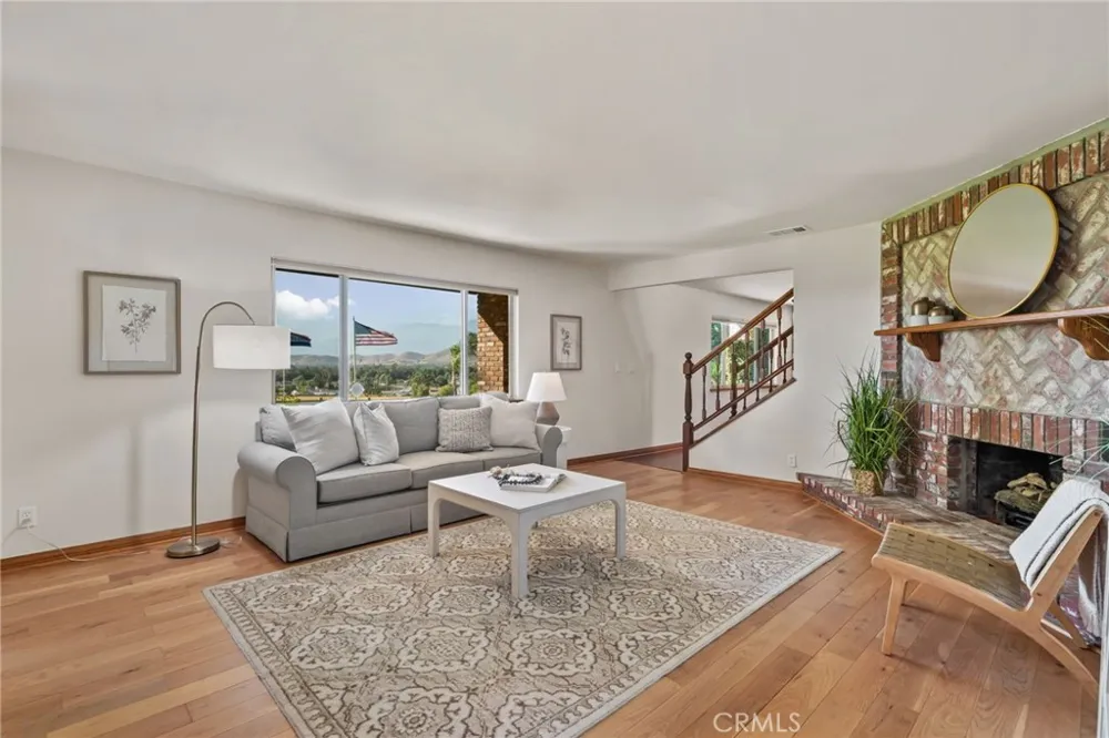 5334 Agate Street Jurupa Valley, CA 92509