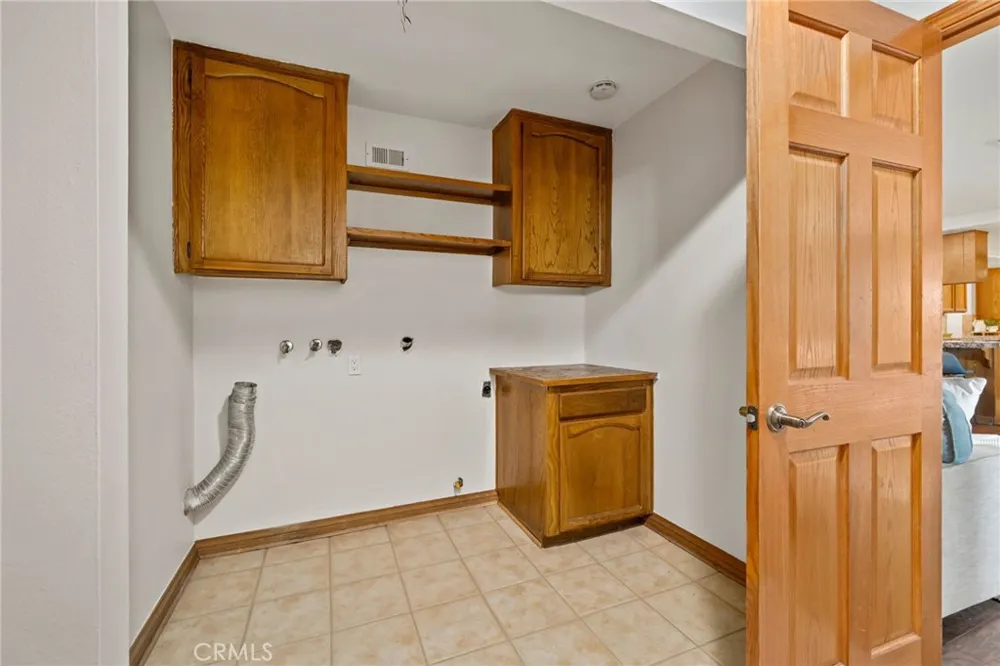 5334 Agate Street Jurupa Valley, CA 92509