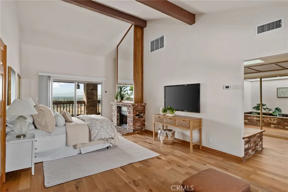 5334 Agate Street Jurupa Valley, CA 92509