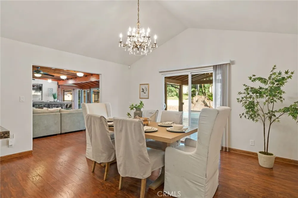 5334 Agate Street Jurupa Valley, CA 92509
