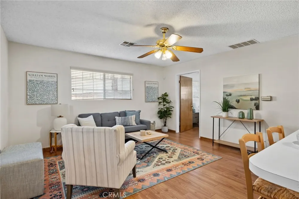 5334 Agate Street Jurupa Valley, CA 92509