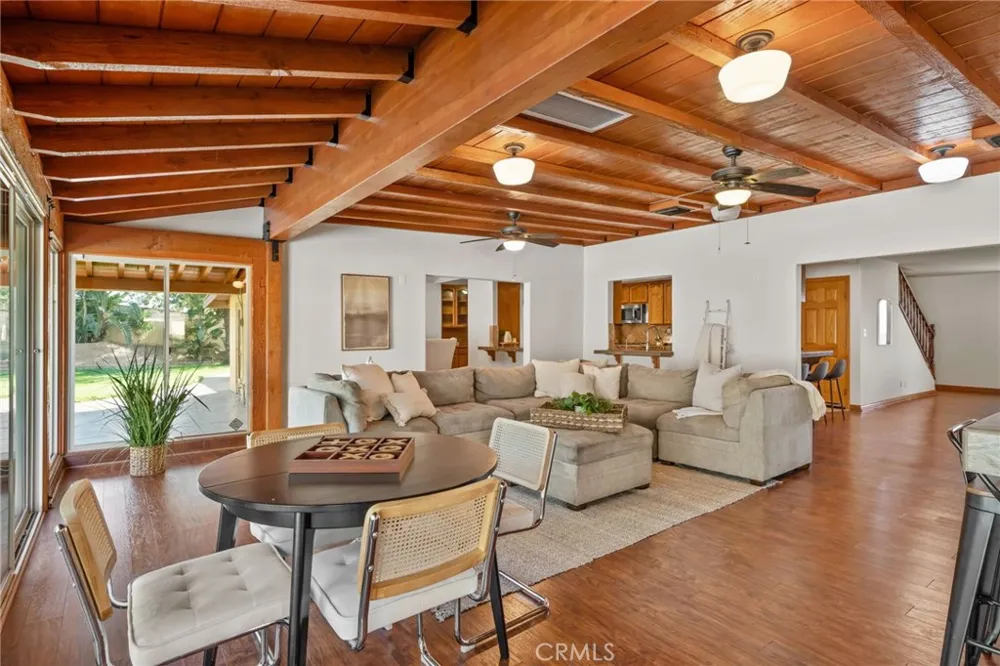 5334 Agate Street Jurupa Valley, CA 92509