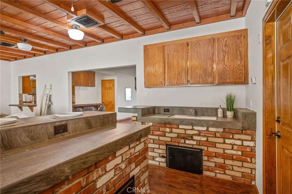 5334 Agate Street Jurupa Valley, CA 92509