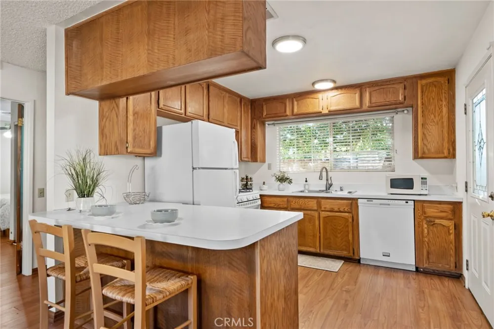 5334 Agate Street Jurupa Valley, CA 92509