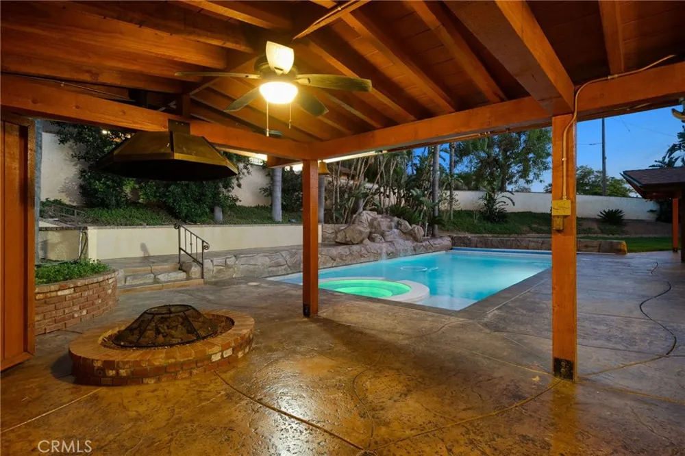 5334 Agate Street Jurupa Valley, CA 92509