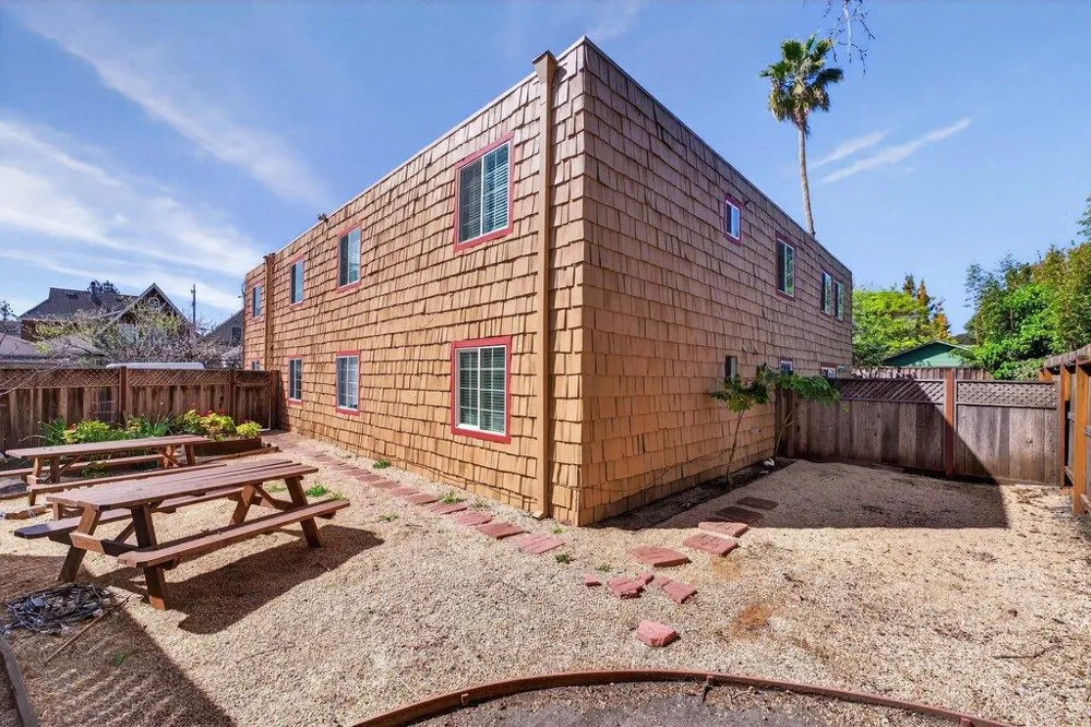 817 California Street Santa Cruz, CA 95060