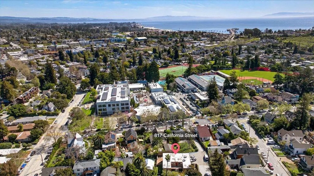 817 California Street Santa Cruz, CA 95060