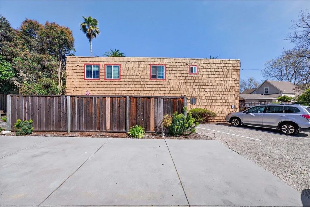 817 California Street Santa Cruz, CA 95060