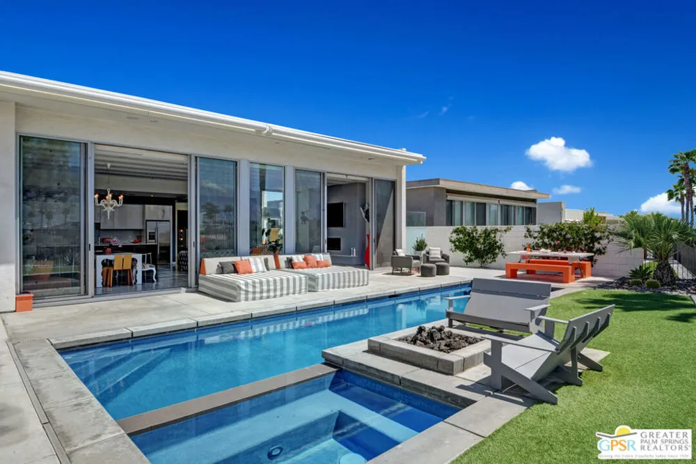 949 Bernardi Lane Palm Springs, CA 92262