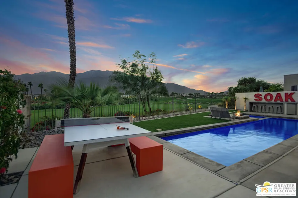 949 Bernardi Lane Palm Springs, CA 92262