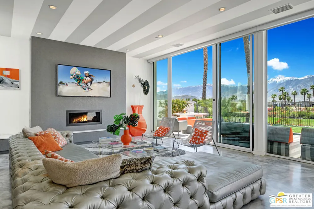 949 Bernardi Lane Palm Springs, CA 92262