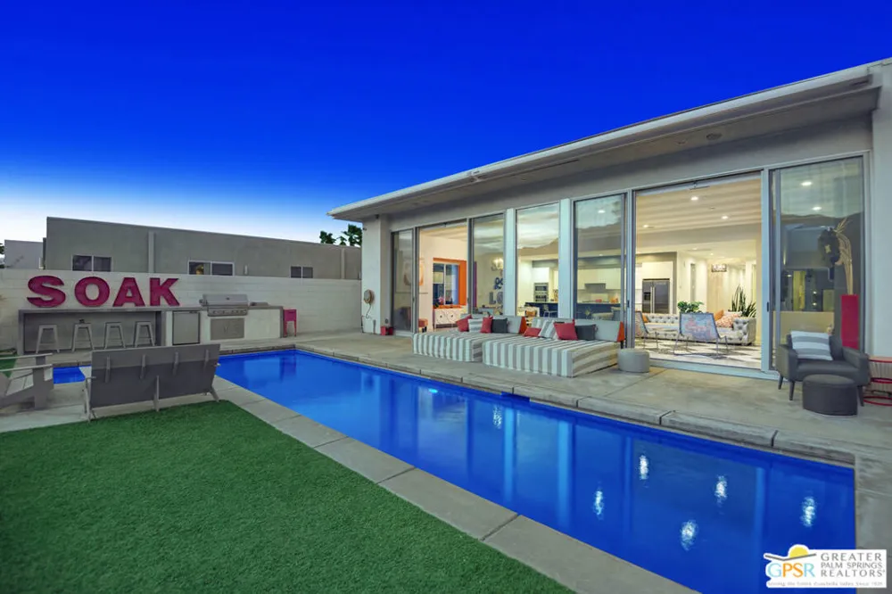 949 Bernardi Lane Palm Springs, CA 92262