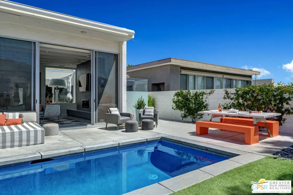 949 Bernardi Lane Palm Springs, CA 92262