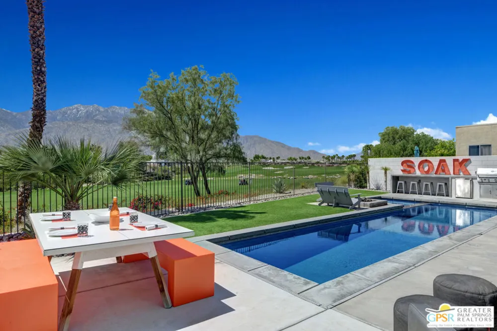 949 Bernardi Lane Palm Springs, CA 92262