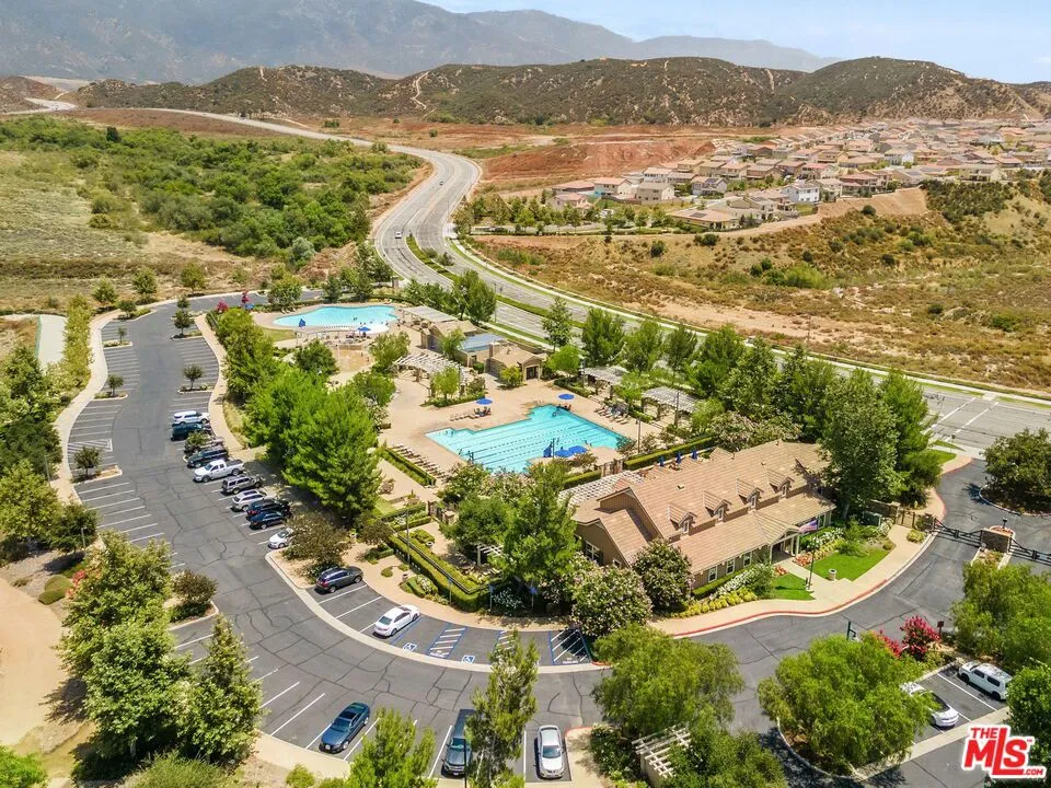 18080 Tanzanite Road San Bernardino, CA 92407