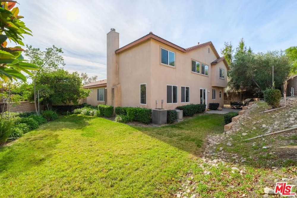 18080 Tanzanite Road San Bernardino, CA 92407