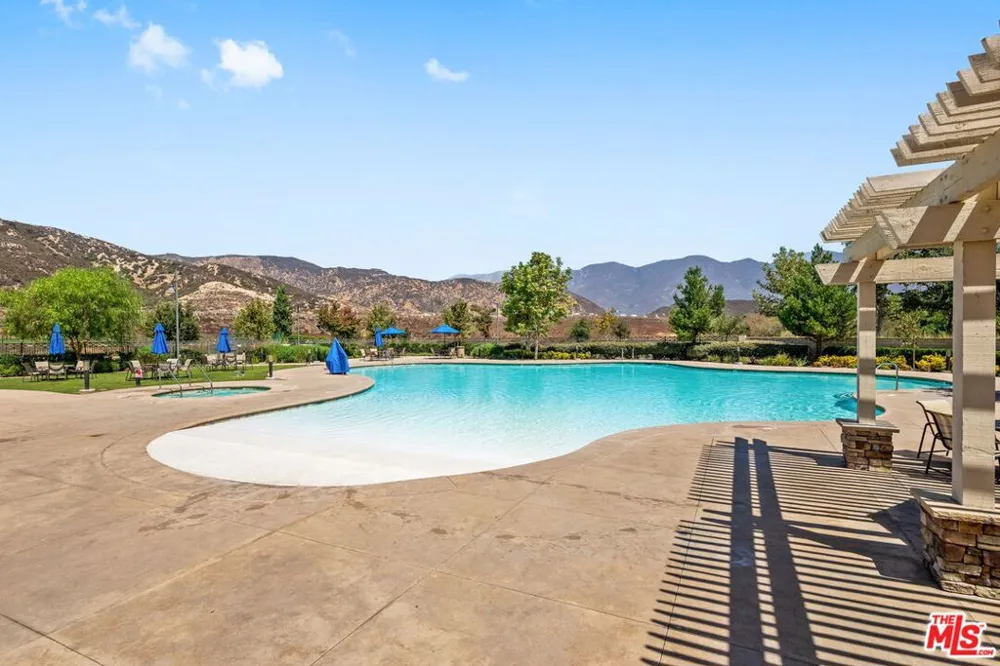 18080 Tanzanite Road San Bernardino, CA 92407