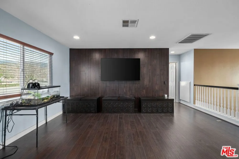 18080 Tanzanite Road San Bernardino, CA 92407
