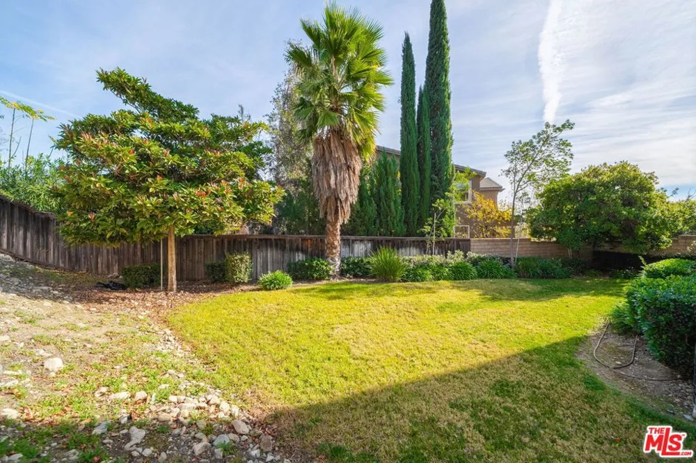 18080 Tanzanite Road San Bernardino, CA 92407