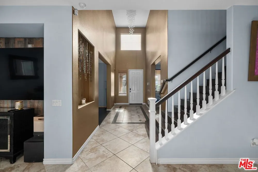 18080 Tanzanite Road San Bernardino, CA 92407