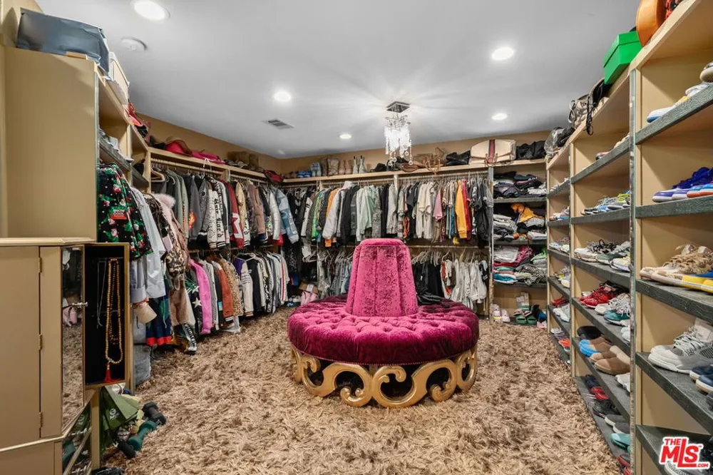 18080 Tanzanite Road San Bernardino, CA 92407